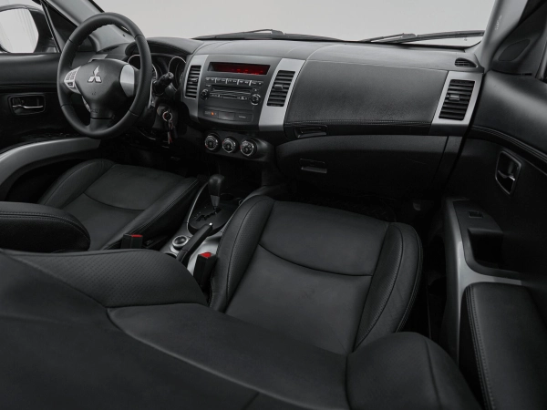 Mitsubishi Outlander, II Рестайлинг фото №7