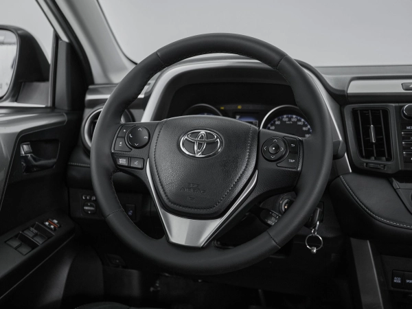 Toyota RAV4, IV (XA40) Рестайлинг фото №10
