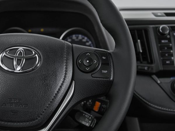 Toyota RAV4, IV (XA40) Рестайлинг фото №12