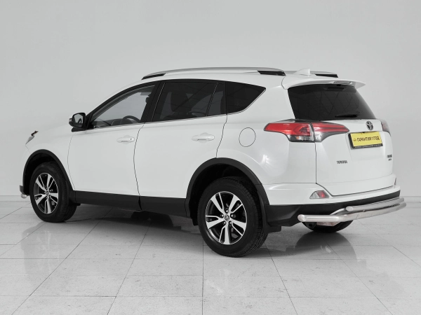 Toyota RAV4, IV (XA40) Рестайлинг фото №4