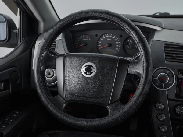 SsangYong Kyron, I Рестайлинг фото №10