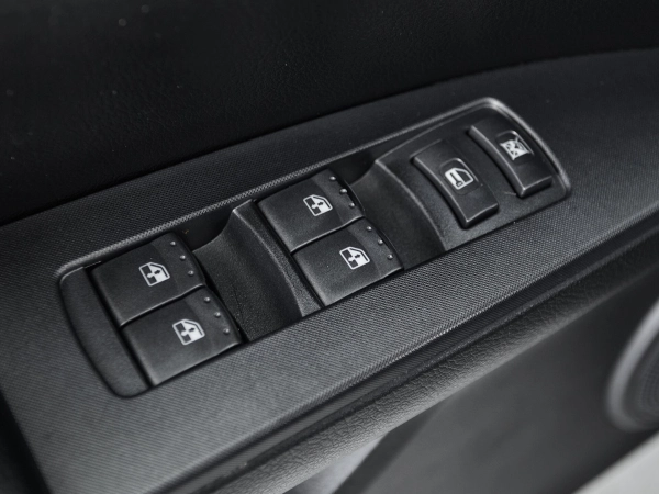 SsangYong Kyron, I Рестайлинг фото №11