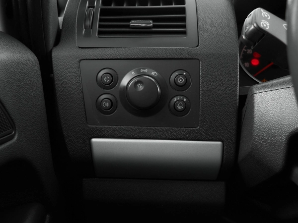 Opel Zafira, B Рестайлинг фото №12