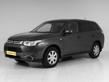 Mitsubishi Outlander, III Рестайлинг 2014 Invite фото