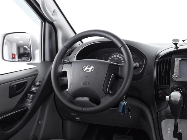 Hyundai Grand Starex, I фото №12