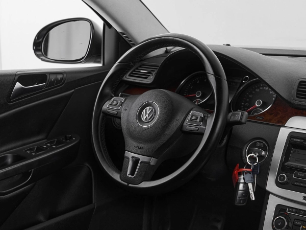 Volkswagen Passat, B6 фото №10