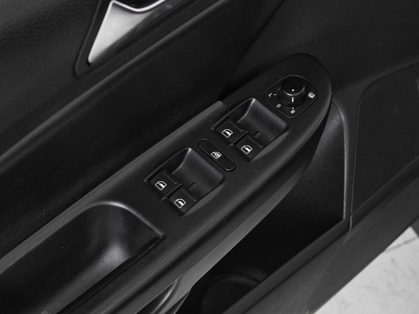 Volkswagen Passat, B6 фото №13
