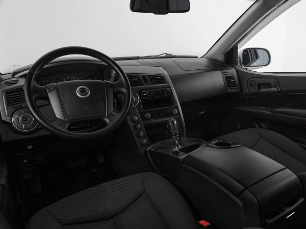 SsangYong Kyron, I Рестайлинг фото №7