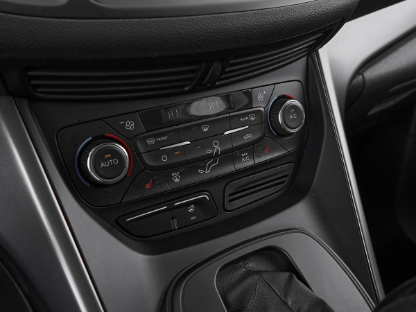 Ford Kuga, II Рестайлинг фото №15
