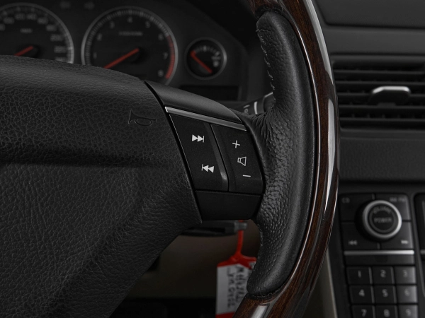 Volvo XC90, I Рестайлинг фото №12