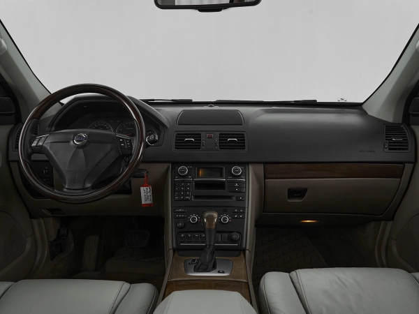 Volvo XC90, I Рестайлинг фото №8