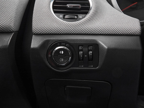 Chevrolet Cruze, I фото №13