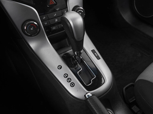 Chevrolet Cruze, I фото №15