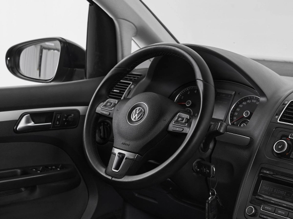 Volkswagen Touran, I Рестайлинг 2 фото №10