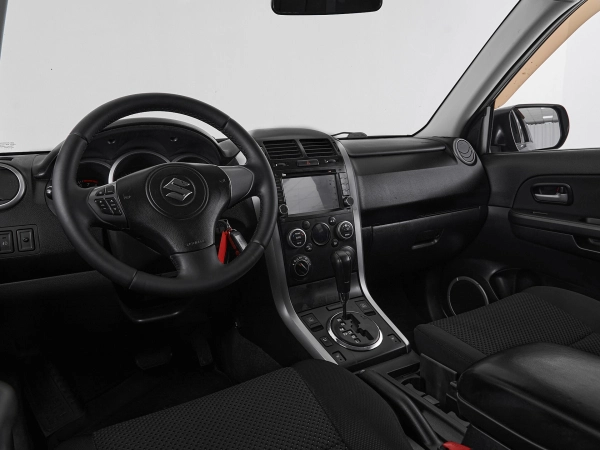 Suzuki Grand Vitara, II Рестайлинг фото №7