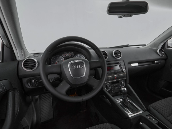 Audi A3, II (8P) Рестайлинг 2 фото №7