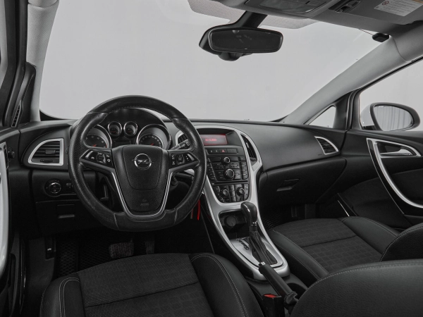 Opel Astra, J Рестайлинг фото №9