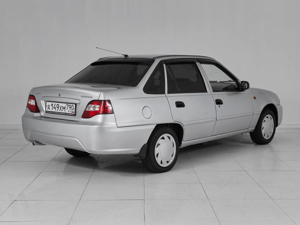 Daewoo Nexia, I Рестайлинг фото №4
