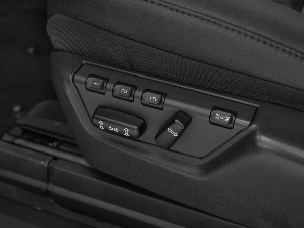 Volvo XC90, I Рестайлинг фото №17