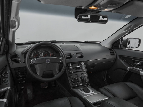 Volvo XC90, I Рестайлинг фото №7