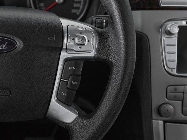 Ford Galaxy, II фото №12