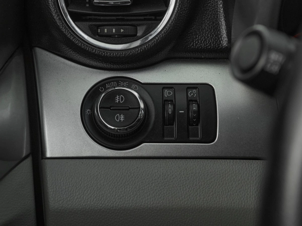 Chevrolet Orlando, I фото №15