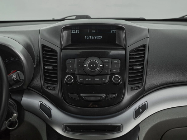 Chevrolet Orlando, I фото №16