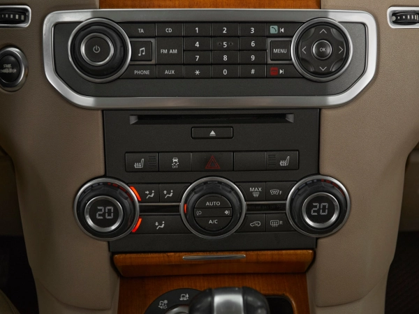 Land Rover Discovery, IV фото №17