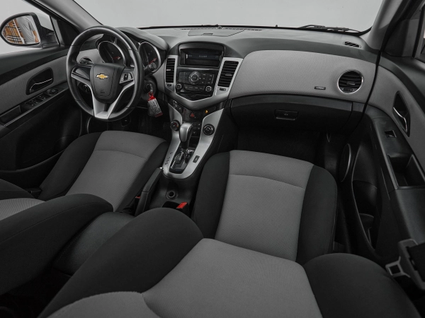Chevrolet Cruze, I Рестайлинг фото №9