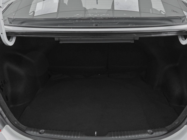 Hyundai Solaris, I фото №18