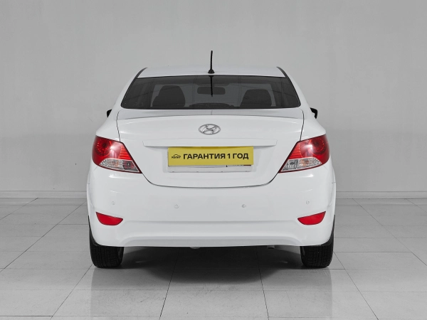 Hyundai Solaris, I фото №5
