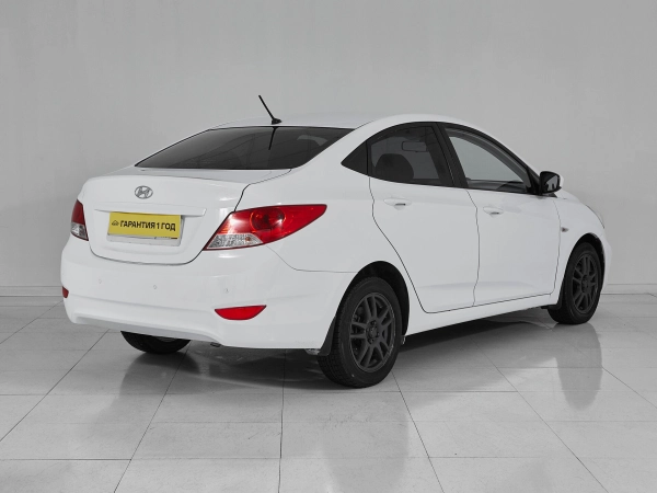 Hyundai Solaris, I фото №6