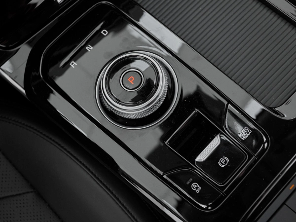 Kia K5, III фото №20