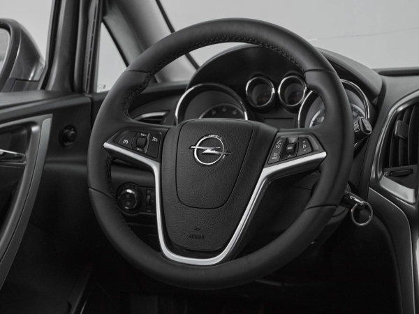 Opel Astra, J фото №10