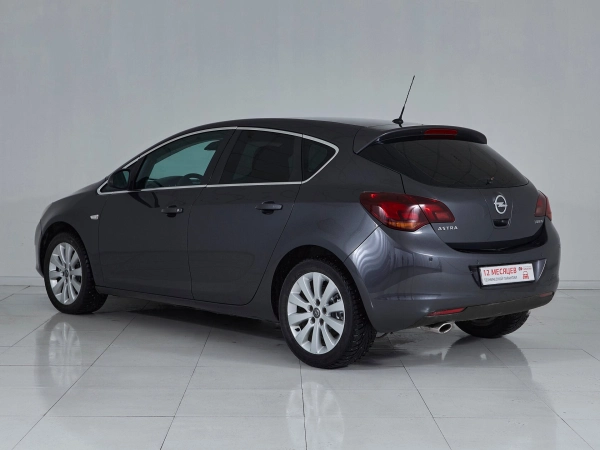 Opel Astra, J фото №4