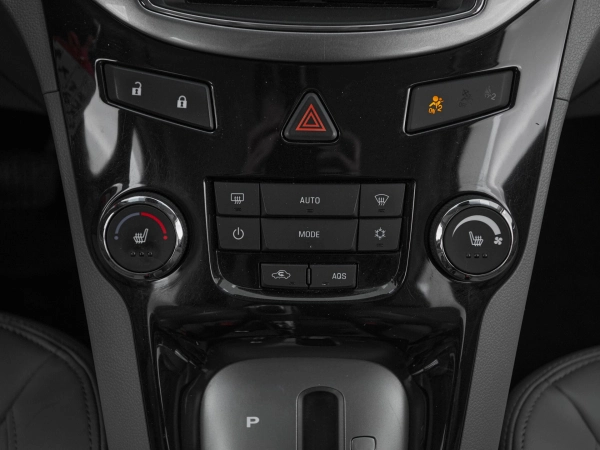 Chevrolet Orlando, I фото №16