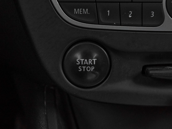 Renault Fluence, I фото №16