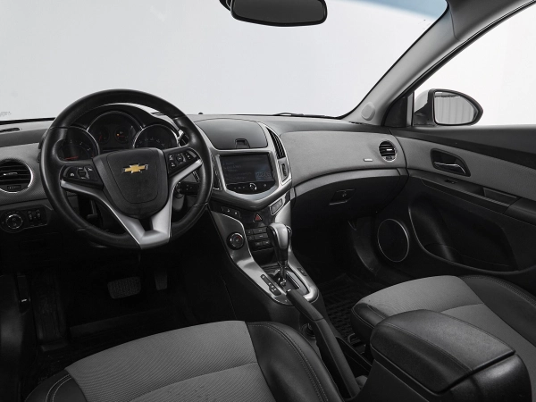 Chevrolet Cruze, I Рестайлинг фото №7