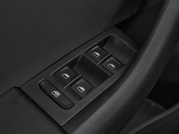 Skoda Rapid, I фото №11