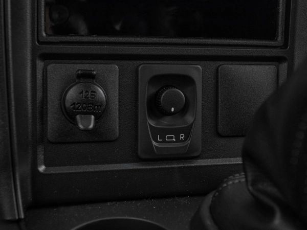 Lada (ВАЗ) Niva Travel, I фото №15