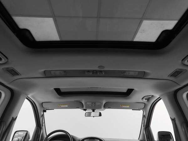 Hyundai Grand Starex, I фото №19