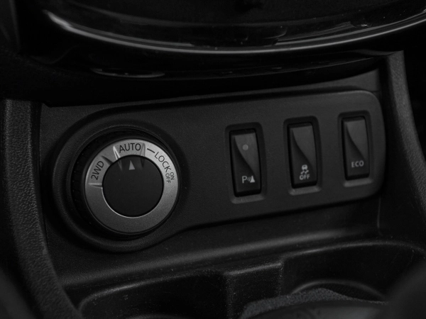 Nissan Terrano, III (D10) фото №14