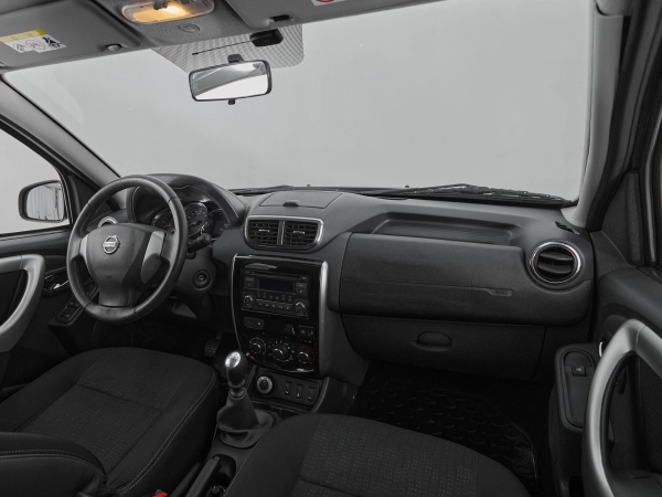 Nissan Terrano, III (D10) фото №7