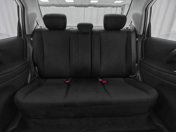 Suzuki Liana, I Рестайлинг фото №16