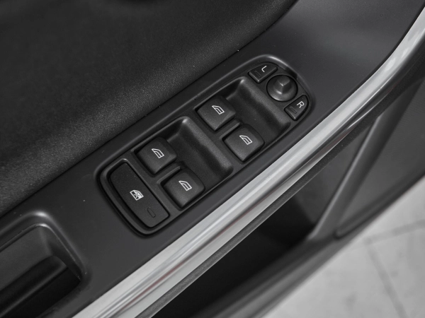 Volvo S60, II фото №11