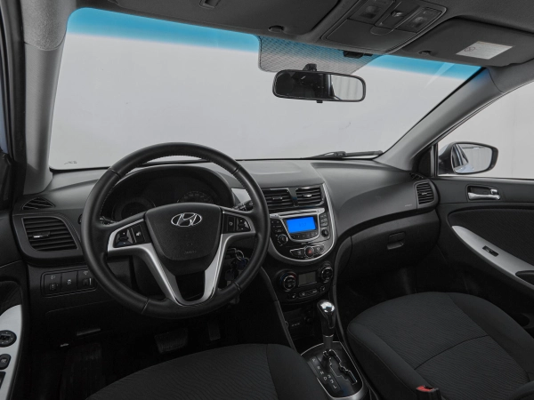 Hyundai Solaris, I фото №7