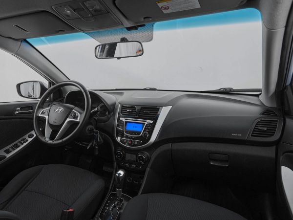 Hyundai Solaris, I фото №9