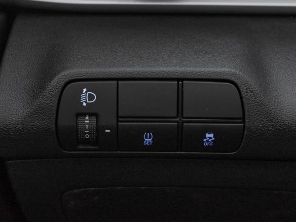 Hyundai Elantra, VII (CN7) Рестайлинг фото №16