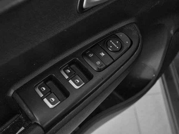 Kia Rio, IV фото №13