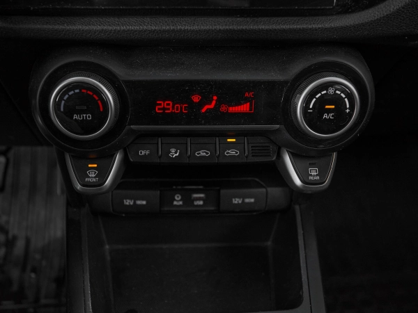 Kia Rio, IV фото №16